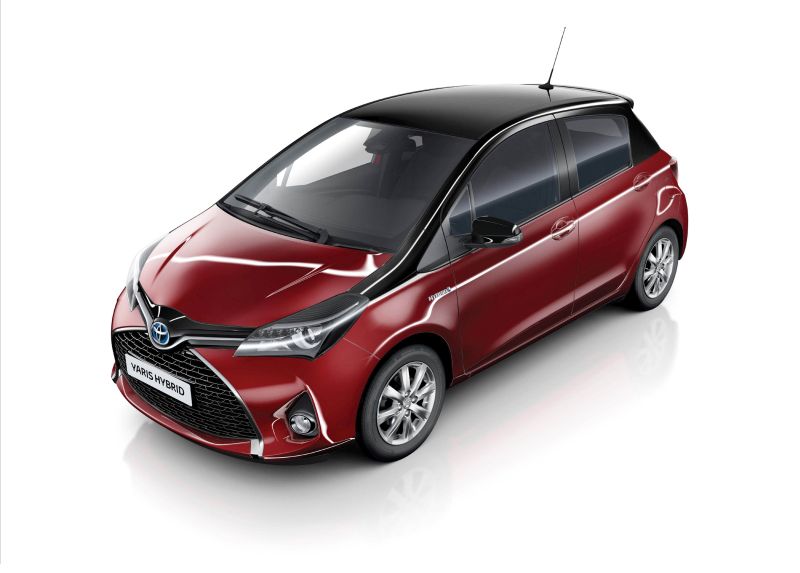 Toyota alana yakıt yüzde 4 indirimli