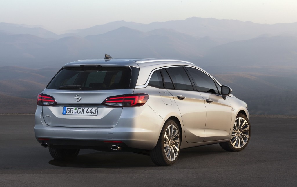 Otomobilport.com.tr.2016-Opel-Astra-Sports-Tourer.3