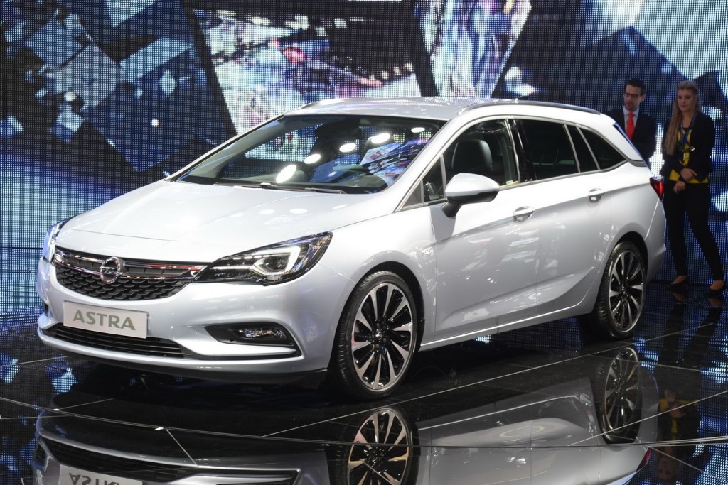 Otomobilport.com.tr.2016-Opel-Astra-Sports-Tourer.7