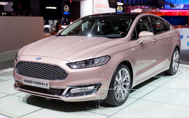 Otomobilport.com.tr.FordGeneva2016_Mondeo_Vignale_MilanoGrigio