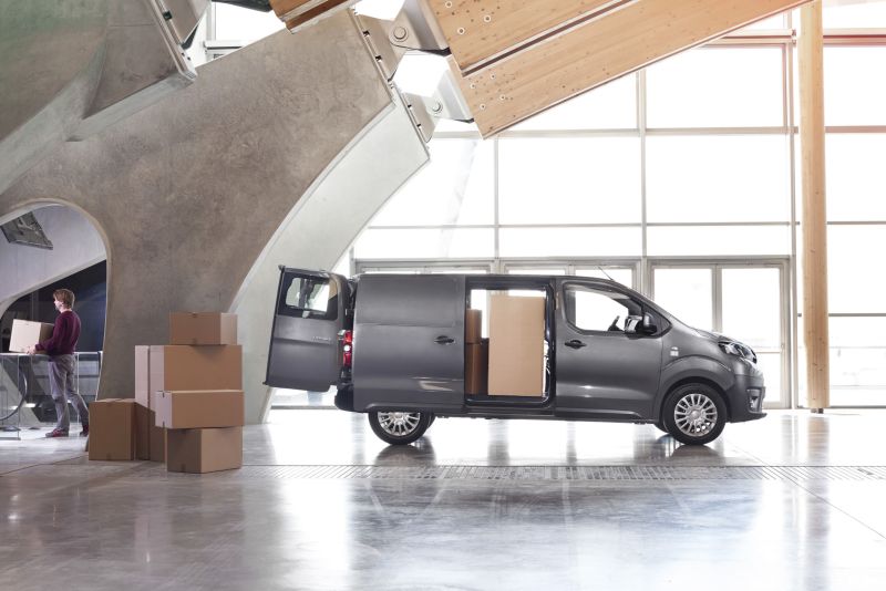 Otoombilport.com.tr.PROACE_VAN_compact.2