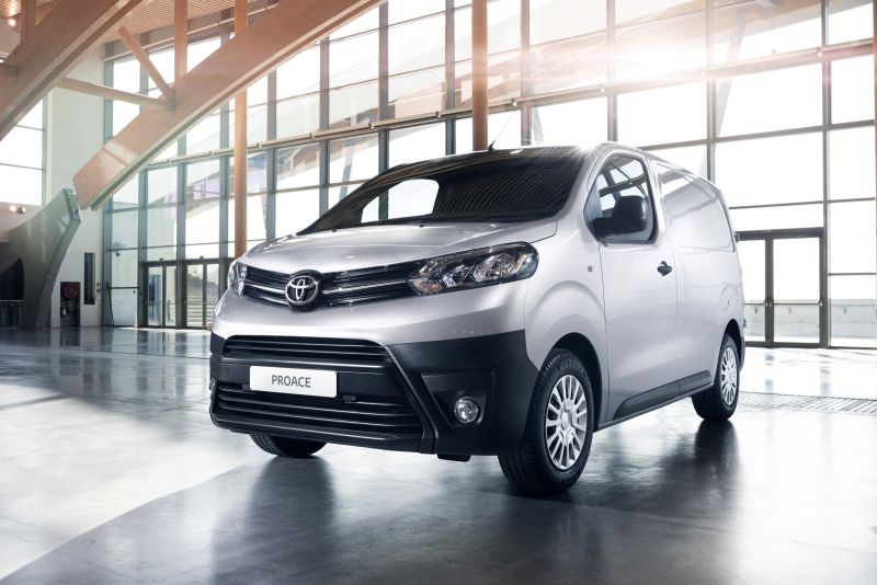 Otoombilport.com.tr.PROACE_VAN_compact