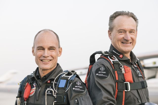 Solar Impulse’ın mucitleri ve pilotları Bertrand Piccard ve André Borschberg toplamda 21 gün süren uçuşlarla 19 farklı rekora imza attılar.