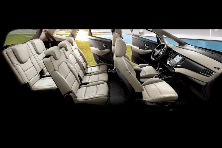 otomobilport-com-tr-kia-carens-2017-koltuk