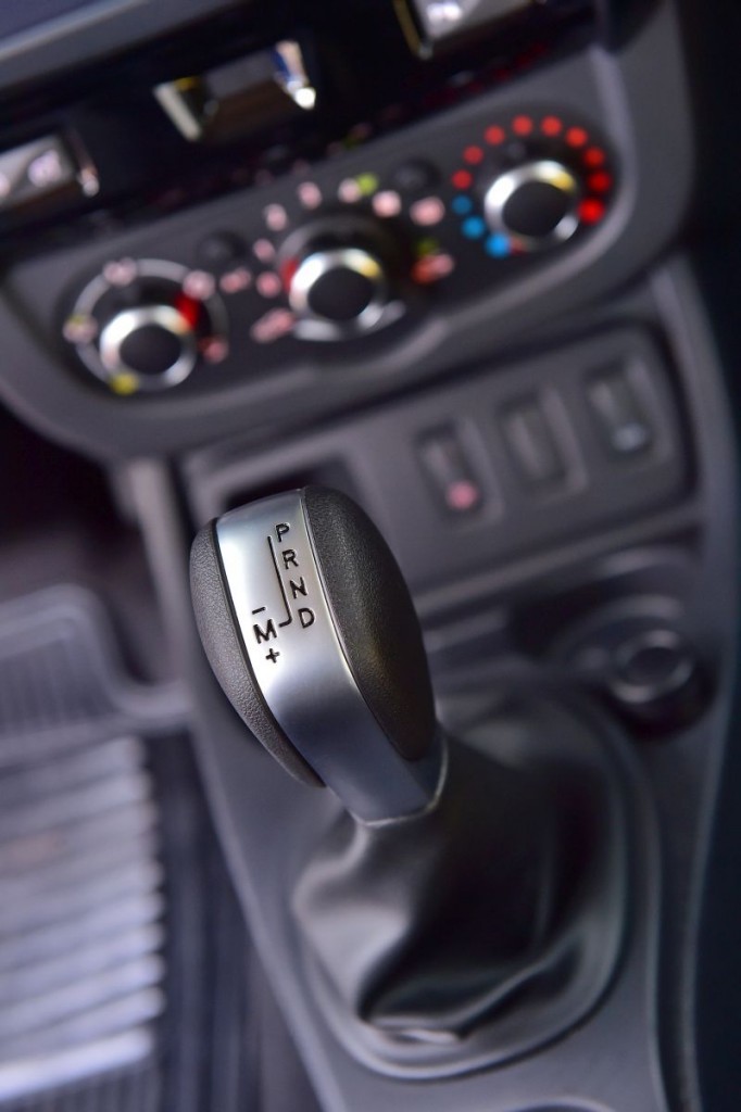 Otomobilport.com.tr.Dacia.Duster.EDC.5