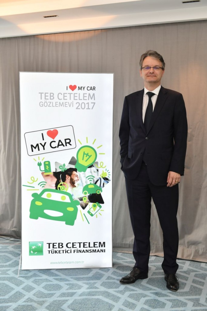 TEB Cetelem Genel Müdürü Didier Engelhard: “Cetelem Gözlemevi Sonuçları, otomotiv sektörü için paha biçilemez bir araç ve referans” açıklaması yaptı.