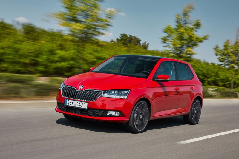 Skoda Fabia yüzünü gerdirdi