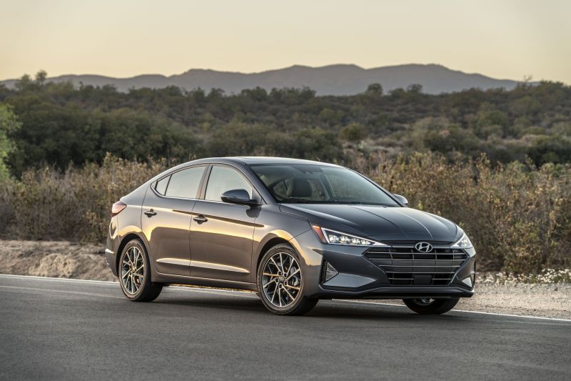 Otomatik Elantra 108.500 TL’ye geldi