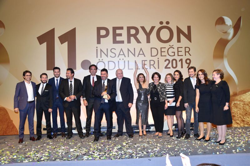 Oyak Renault’a “İnsana Değerde Liderlik” ödülü