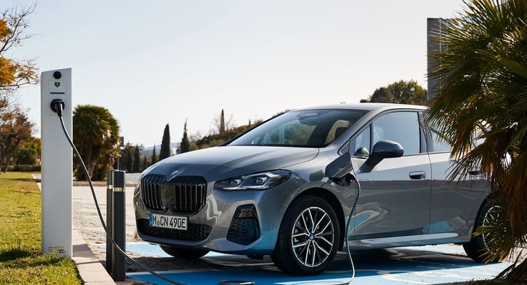 BMW’ciler yüzünü güneşe döndü