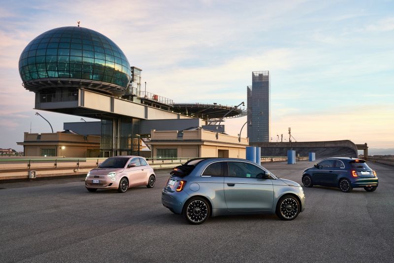 Fiat 500 dijital sanat sahnesinde