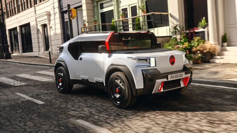 Citroen Oli sahnede