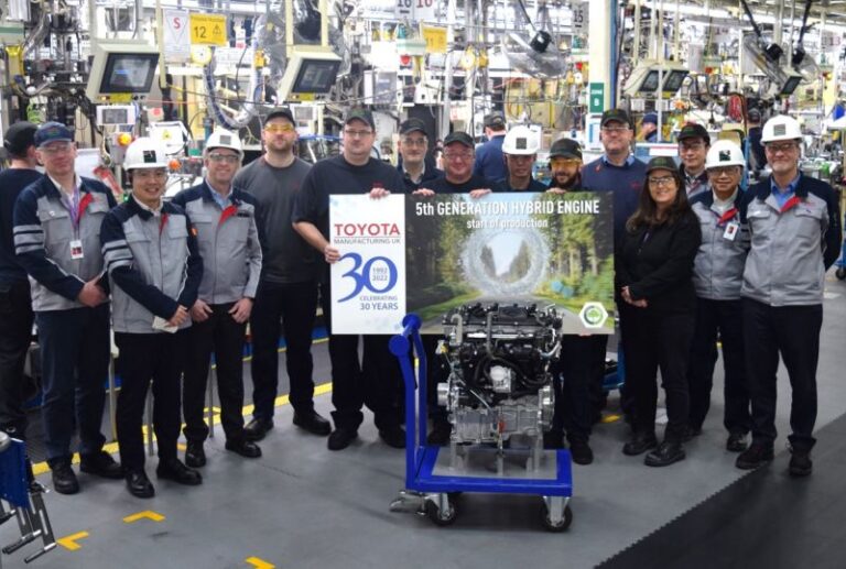 Toyota’nın yeni hibriti daha güçlü