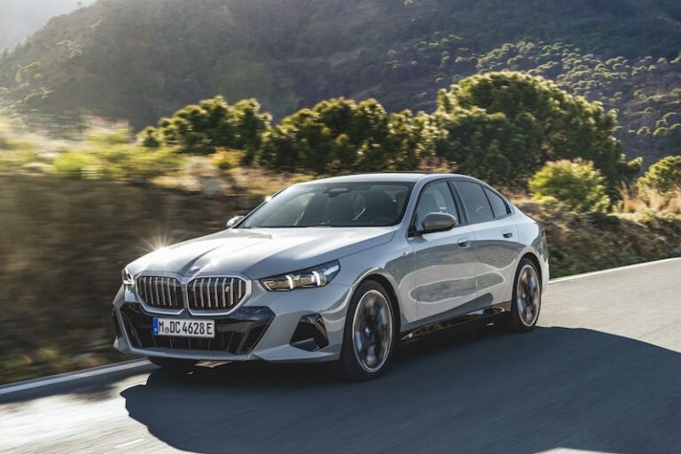 BMW 5 Serisi yıl sonunda bayilerde