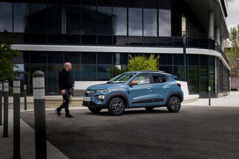 Dacia Spring temmuzda fişe takıyor