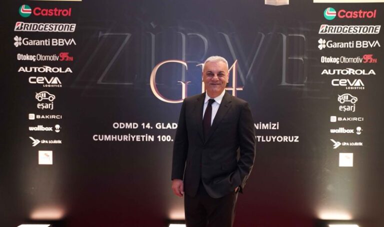 İki yıl daha görev devam dedi