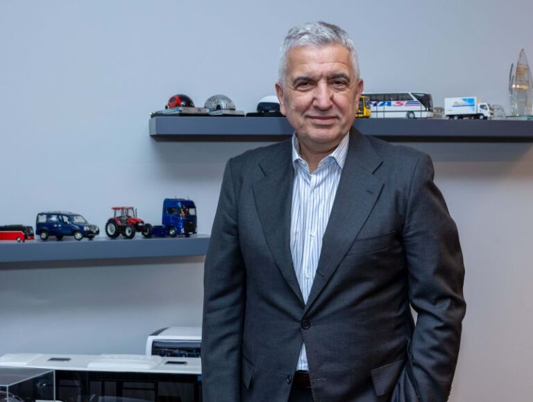 OSD’de başkan yeniden seçildi