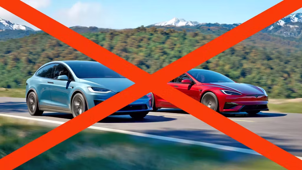 Tesla üretimde var fuarda yok