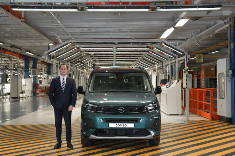 Opel Combo Bursalı oluyor