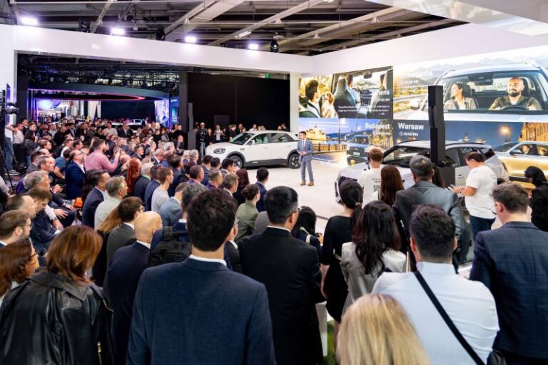 Chery’den Paris atağı